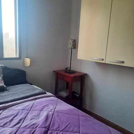 Una Habitacion Individual En Casa Familiar Dentro De Ciudad Patrimonio De La Humanidad Alcalá de Henares Dış mekan fotoğraf