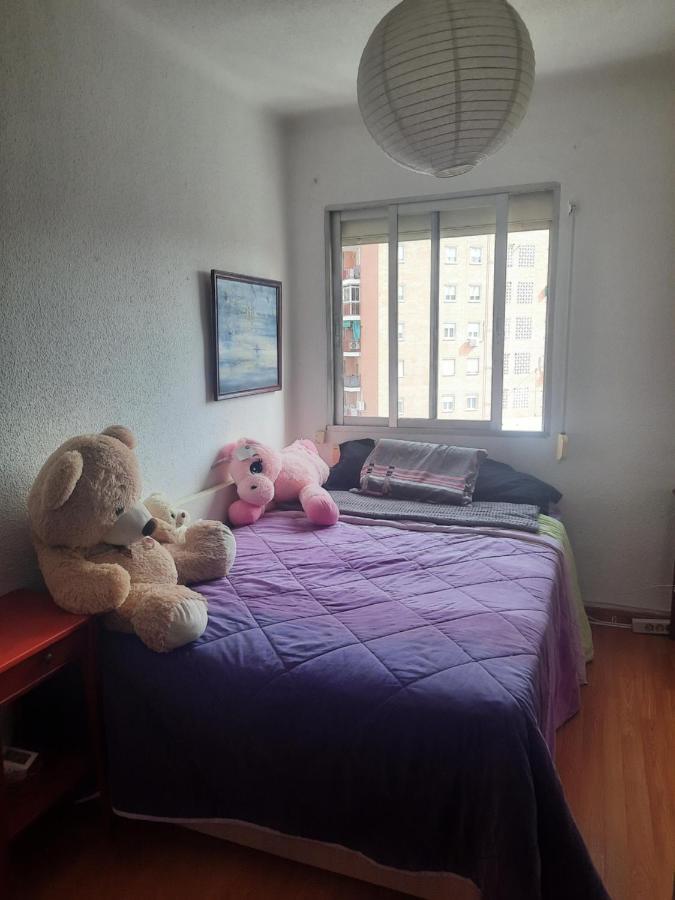 Una Habitacion Individual En Casa Familiar Dentro De Ciudad Patrimonio De La Humanidad Alcalá de Henares Dış mekan fotoğraf